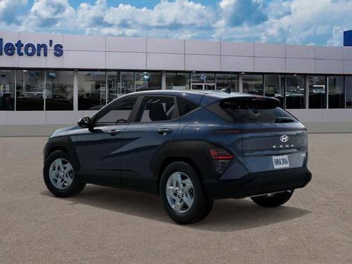 2025 Hyundai KONA SE