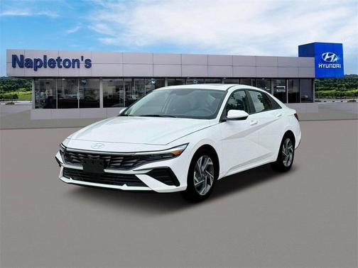 2025 Hyundai ELANTRA SEL