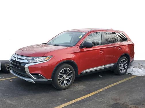 2017 Mitsubishi Outlander ES