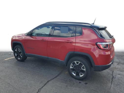 Redline Pearlcoat 2018 Jeep Compass Trailhawk
