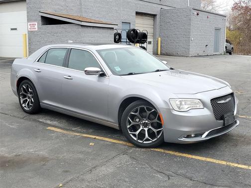 2017 Chrysler 300C Base