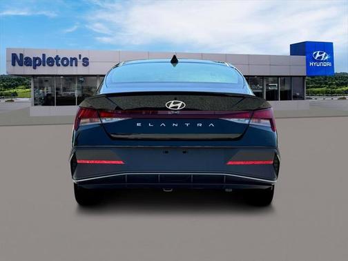 2025 Hyundai ELANTRA Sport