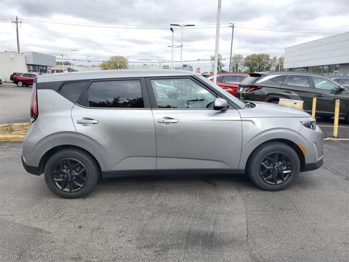 2023 Kia Soul S