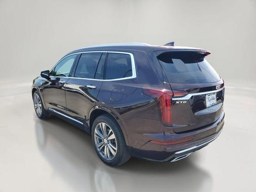 Garnet Metallic 2021 Cadillac XT6 Premium Luxury FWD