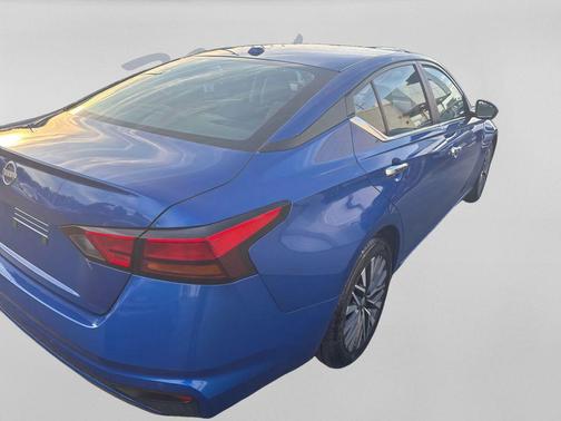 Bluestone 2025 Nissan Altima 2.5 SV