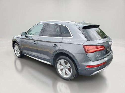 Monsoon Gray Metallic 2019 Audi Q5 2.0T Premium Plus