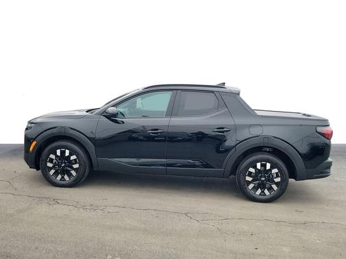 2025 Hyundai SANTA CRUZ SEL Activity