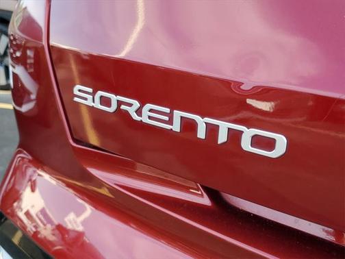 2023 Kia Sorento S