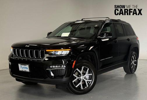 Diamond Black Crystal Pearlcoat 2024 Jeep Grand Cherokee Limited