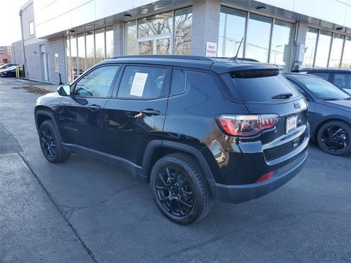 2022 Jeep Compass Latitude