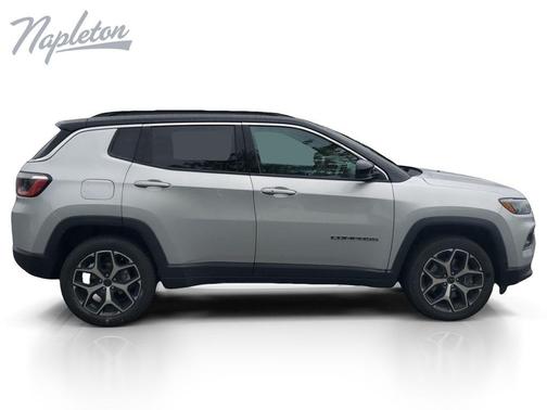 Silver Zynith Metallic Clearcoat 2025 Jeep Compass Limited