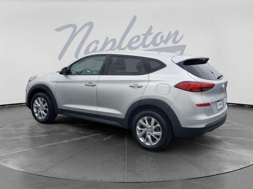 Molten Silver 2019 Hyundai TUCSON SE
