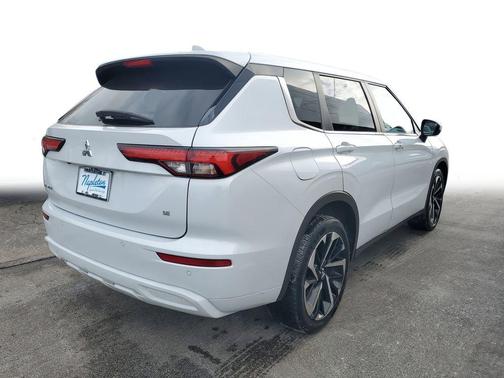 2023 Mitsubishi Outlander SE 2.5 2WD