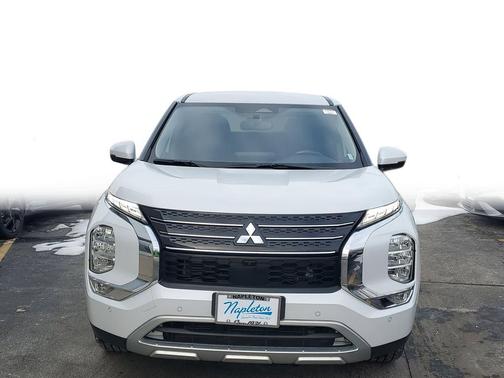 2023 Mitsubishi Outlander SE 2.5 2WD