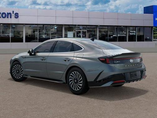 2025 Hyundai SONATA Hybrid Limited