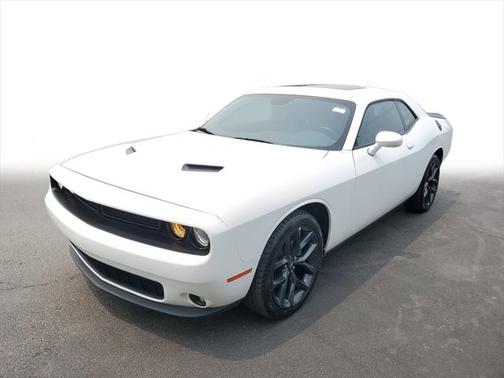 2022 Dodge Challenger SXT