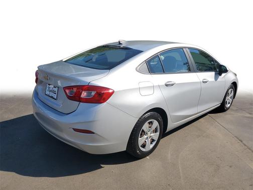 2016 Chevrolet Cruze LS Auto