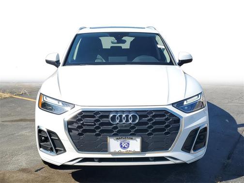 2022 Audi Q5 45 S line Premium Plus