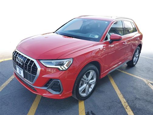 2022 Audi Q3 45 S line Premium Plus
