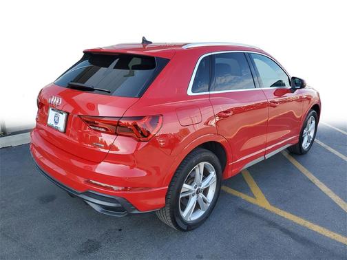 2022 Audi Q3 45 S line Premium Plus