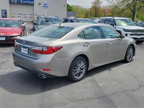 2018 Lexus ES 350 Base