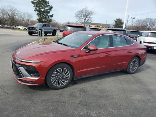 2025 Hyundai SONATA Hybrid SE