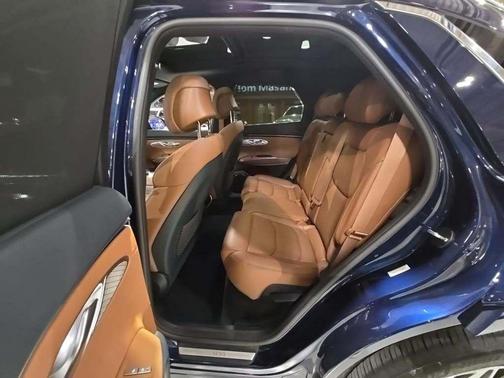 2023 Genesis GV70 2.5T AWD