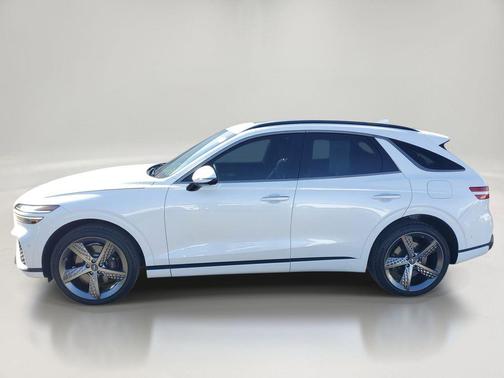 Uyuni White 2023 Genesis GV70 2.5T AWD