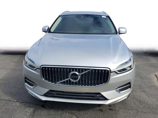 Bright Silver Metallic 2020 Volvo XC60 T5 Inscription