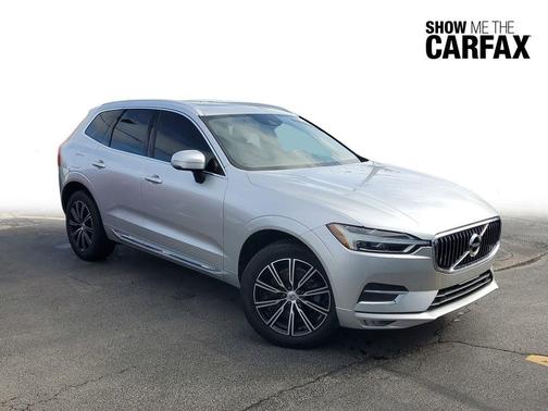 Bright Silver Metallic 2020 Volvo XC60 T5 Inscription