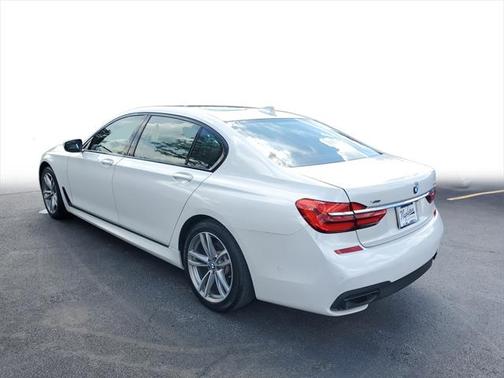 2017 BMW 740 xDrive
