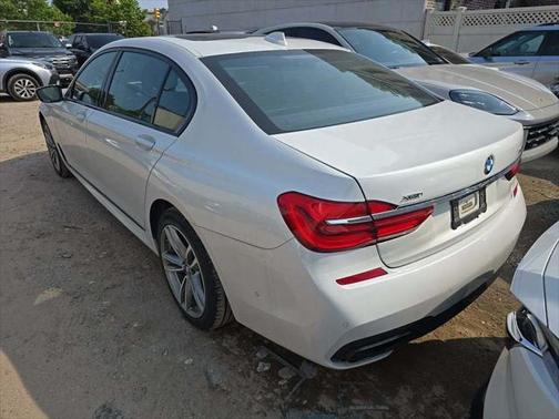 2017 BMW 740 xDrive