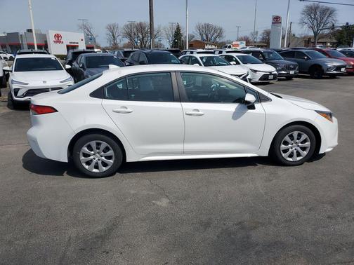 Ice Cap 2023 Toyota Corolla LE