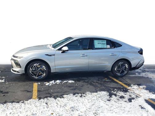 2026 Hyundai SONATA SEL