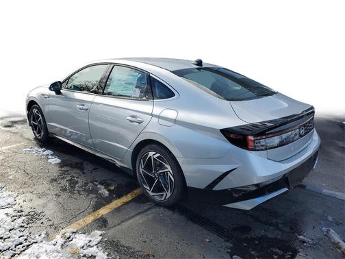 2026 Hyundai SONATA SEL