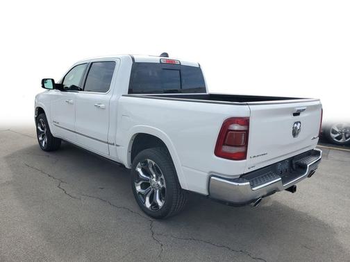 Ivory White Tri-Coat Pearlcoat 2019 RAM 1500 Limited
