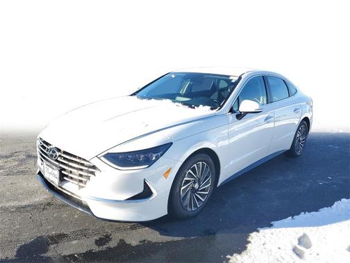 2023 Hyundai SONATA Hybrid SE