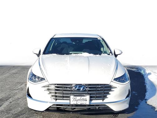2023 Hyundai SONATA Hybrid SE