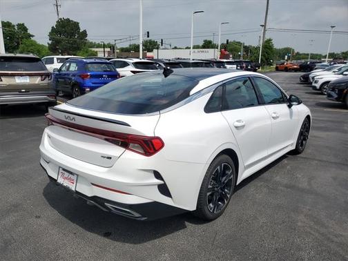 2022 Kia K5 GT-Line