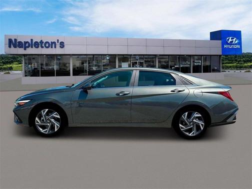 2025 Hyundai ELANTRA Limited