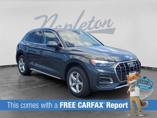 Black Metallic 2021 Audi Q5 45 Premium