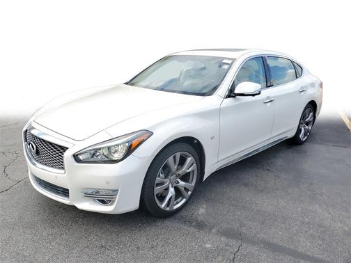 2019 INFINITI Q70L 3.7X LUXE