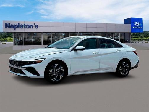 2025 Hyundai ELANTRA Limited