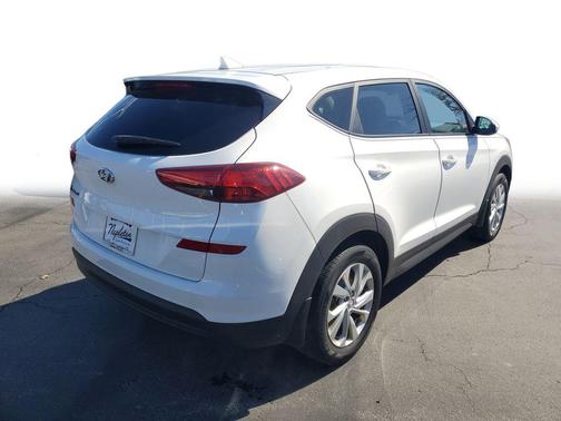 Winter White 2020 Hyundai TUCSON SE