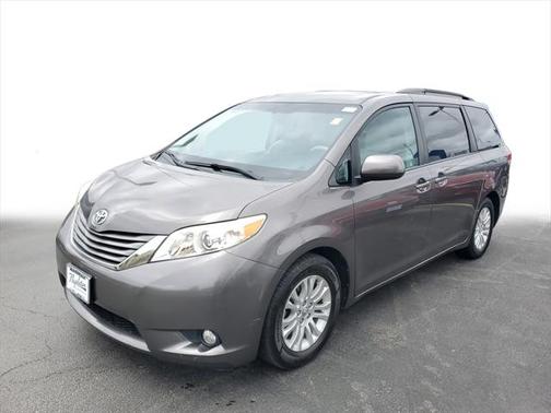 2013 Toyota Sienna XLE
