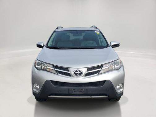 Classic Silver Metallic 2013 Toyota RAV4 XLE