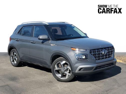 2025 Hyundai VENUE SEL