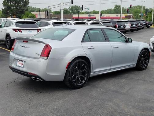 2020 Chrysler 300 S