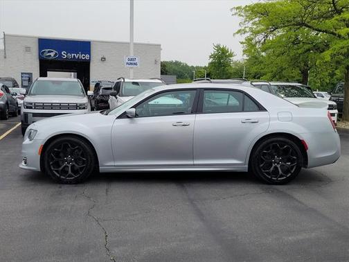2020 Chrysler 300 S