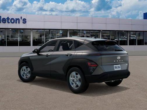 2025 Hyundai KONA SE